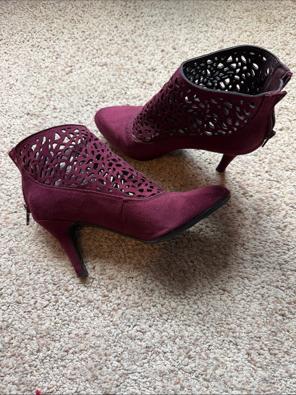 Laser-Cut Ankle Heeled Boots in Burgundy